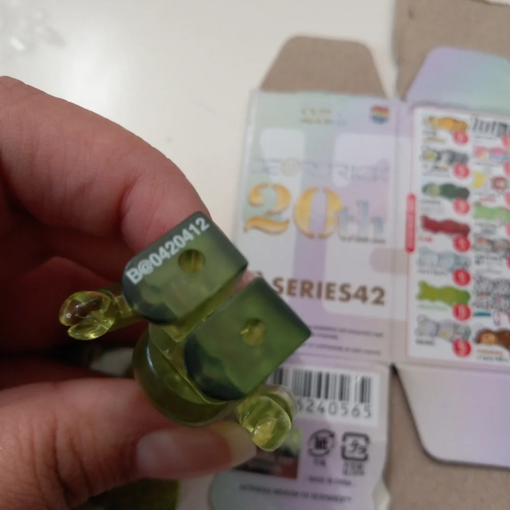Medicom Toy Bearbrick 100% Series 42 Jellybean Figure